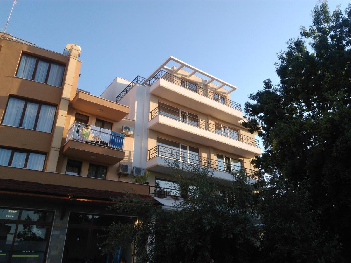 Relax Larrisa Studio Primorsko Exterior photo