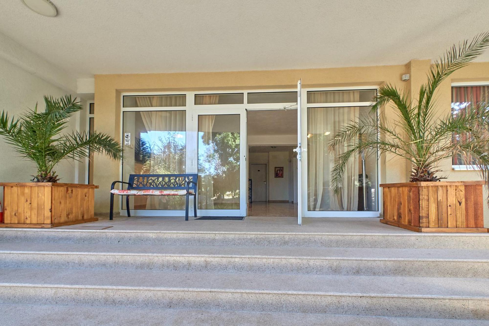 Relax Larrisa Studio Primorsko Exterior photo